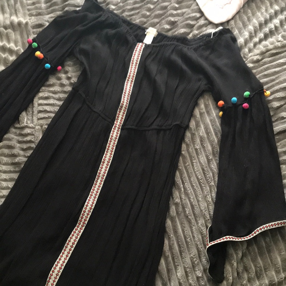 Forever 21 off the shoulder black dress